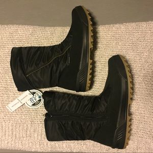 Blondo Iceland waterproof winter boot Black zipper